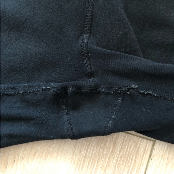 Aritzia The Group Babaton Cropped Leggings in Black Size M - Picture 8 of 9